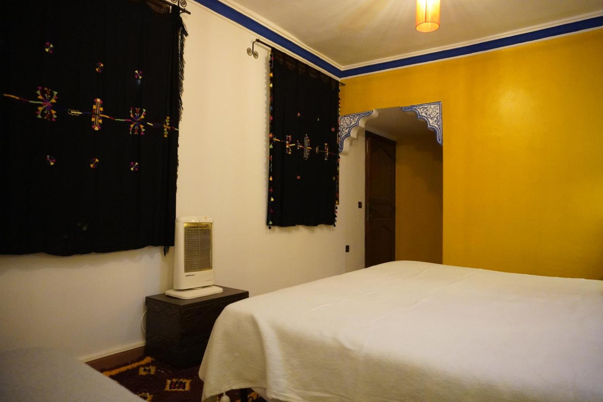 Отель La Kasbah Elkhorbat Muxu Berbere Asrir  Экстерьер фото