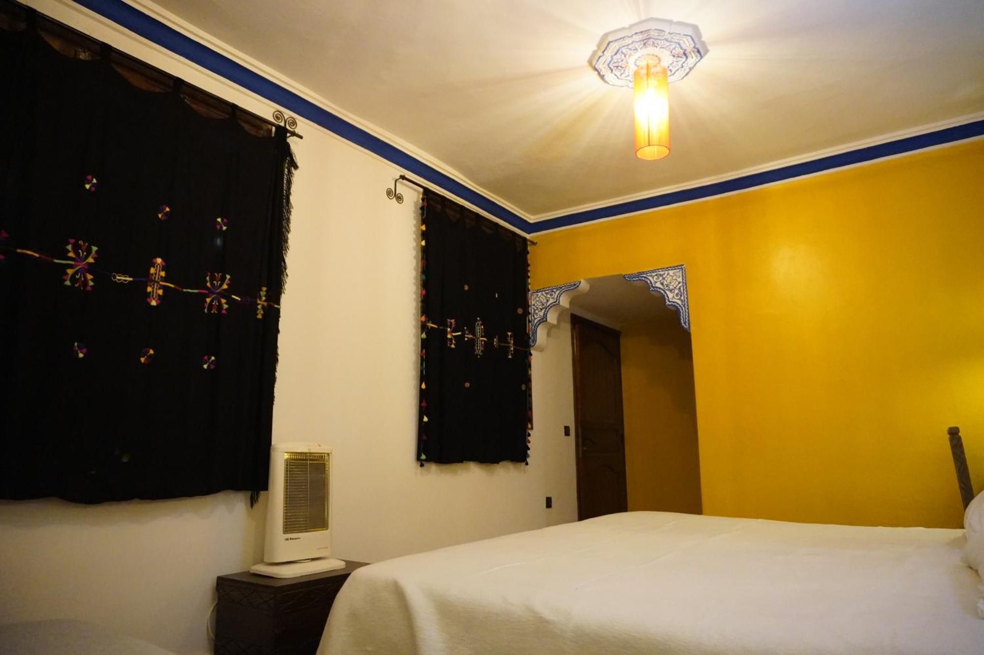 Отель La Kasbah Elkhorbat Muxu Berbere Asrir  Экстерьер фото