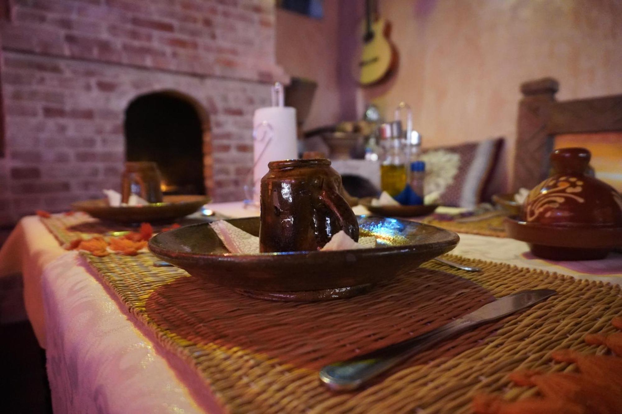 Отель La Kasbah Elkhorbat Muxu Berbere Asrir  Экстерьер фото
