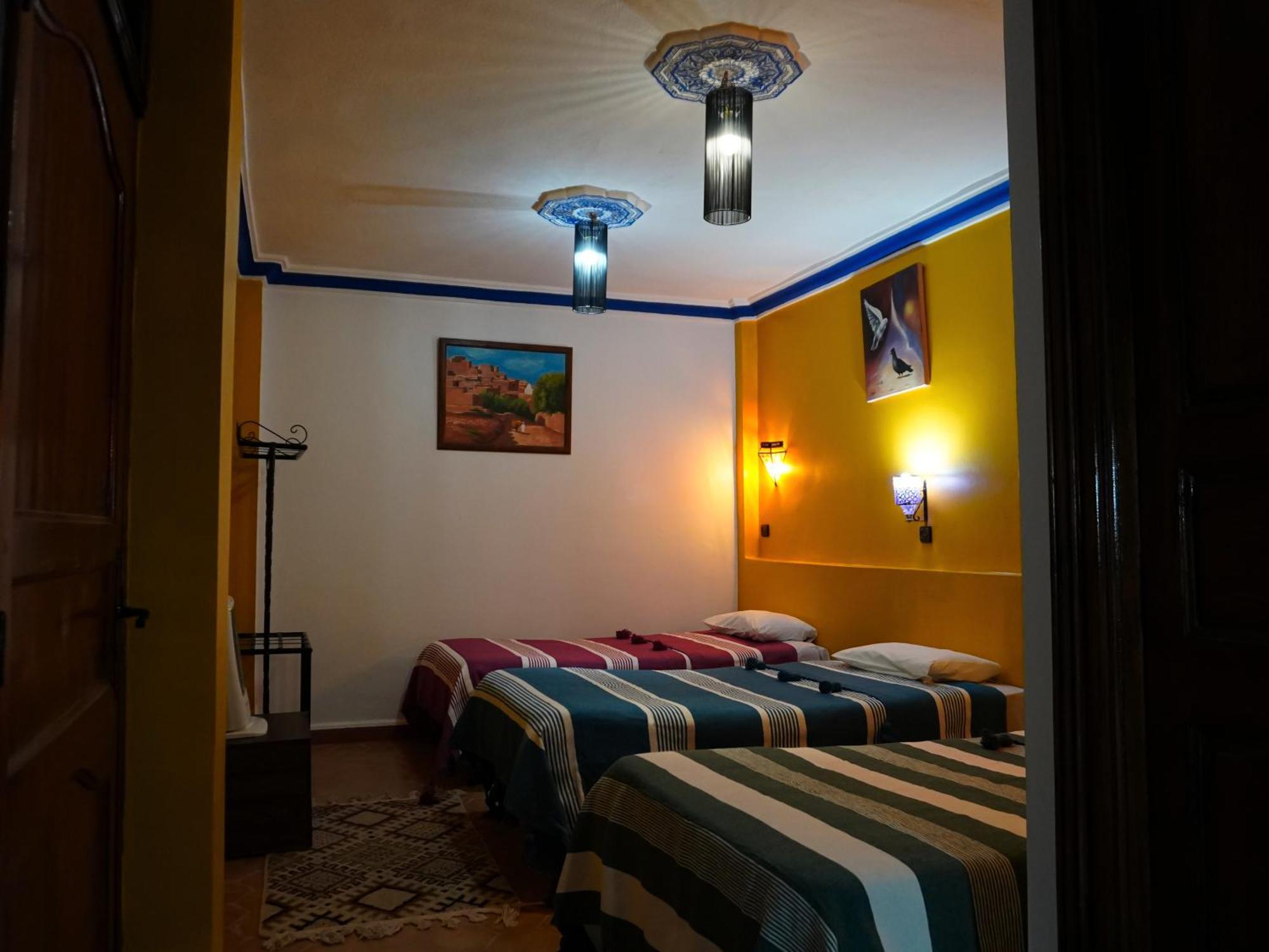 Отель La Kasbah Elkhorbat Muxu Berbere Asrir  Экстерьер фото